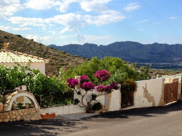 Villa for Sale  in Pedreguer, Alicante 3