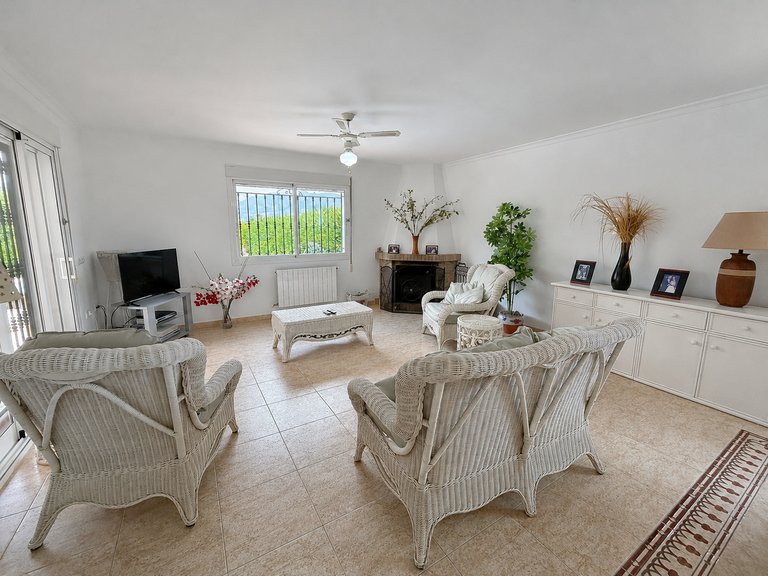 Villa for Sale  in Benidoleig, Alicante 10