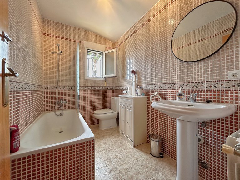 Villa for Sale  in Benidoleig, Alicante 15