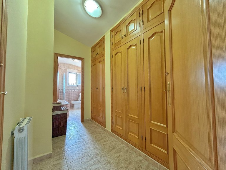 Villa for Sale  in Benidoleig, Alicante 18