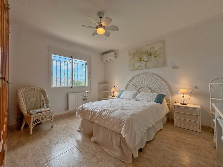 Villa for Sale  in Benidoleig, Alicante 14