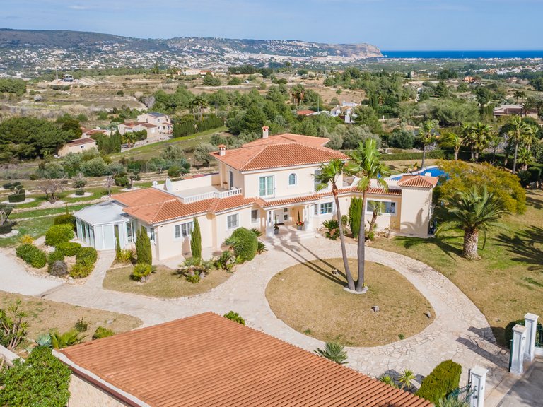 Villa for Sale  in Xàbia, Alicante 2