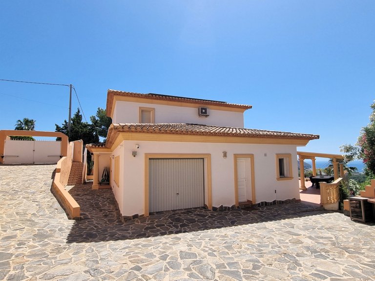 Villa for Sale  in Teulada, Alicante 39