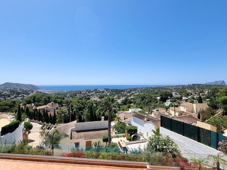Villa for Sale  in Teulada, Alicante 37