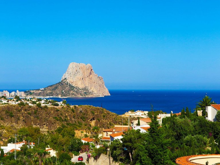 Villa for Sale in  Alicante 31