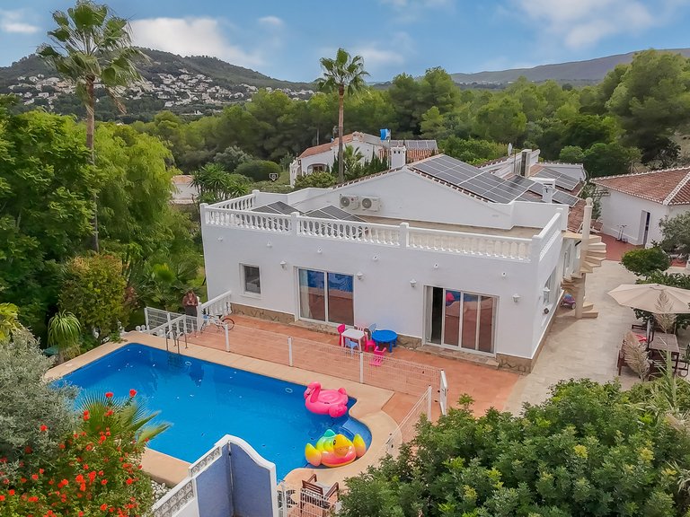 Villa for Sale in  Alicante 3