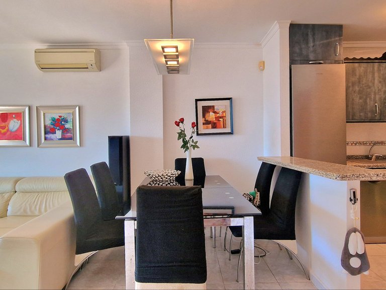 Apartment for Sale in  Alicante 11