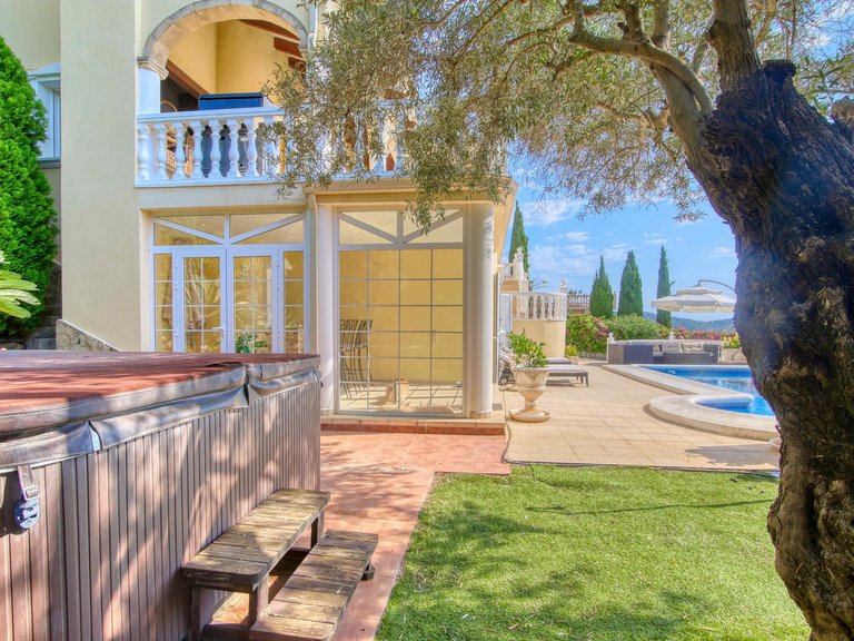 Villa for Sale  in Denia, Alicante 43