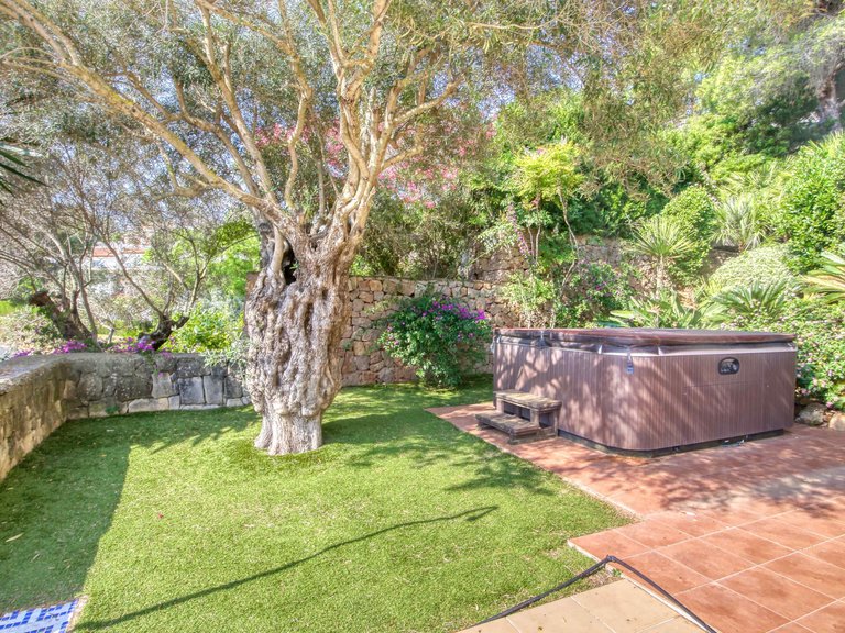 Villa for Sale  in Denia, Alicante 45