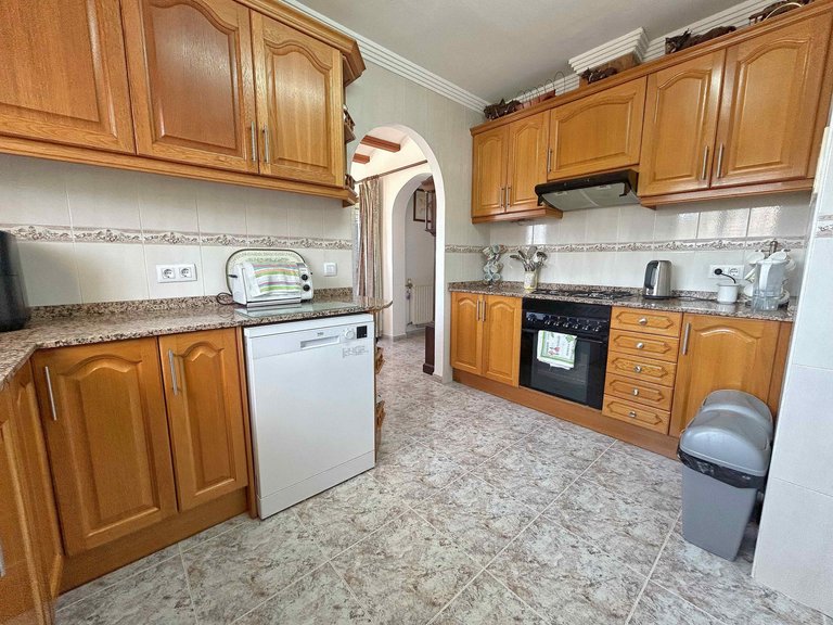 Villa for Sale  in El Ràfol d'Almúnia, Alicante 16
