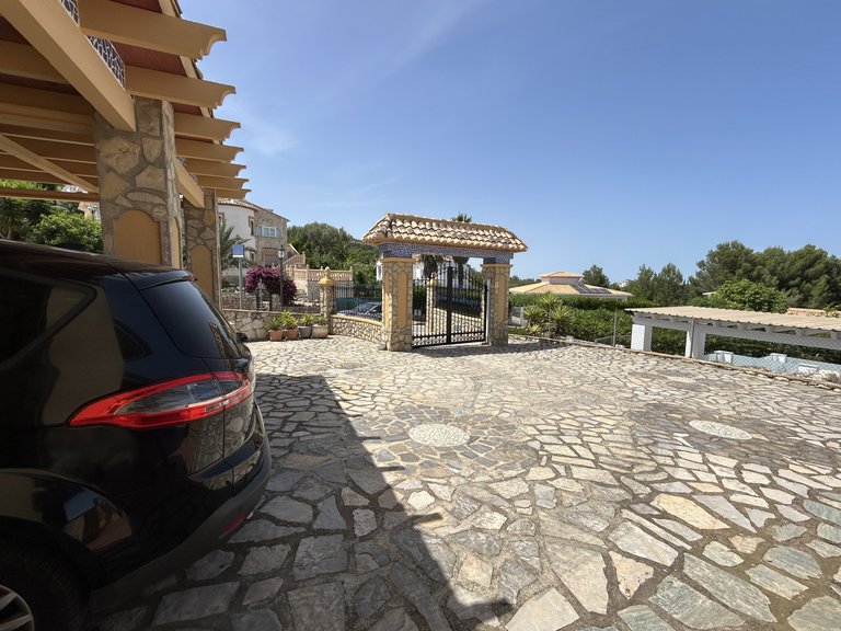 Villa for Sale  in El Ràfol d'Almúnia, Alicante 26