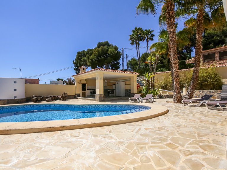 Villa for Sale in  Alicante 13