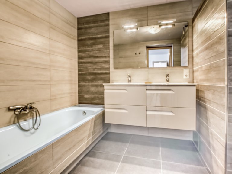 Villa for Sale in  Alicante 18