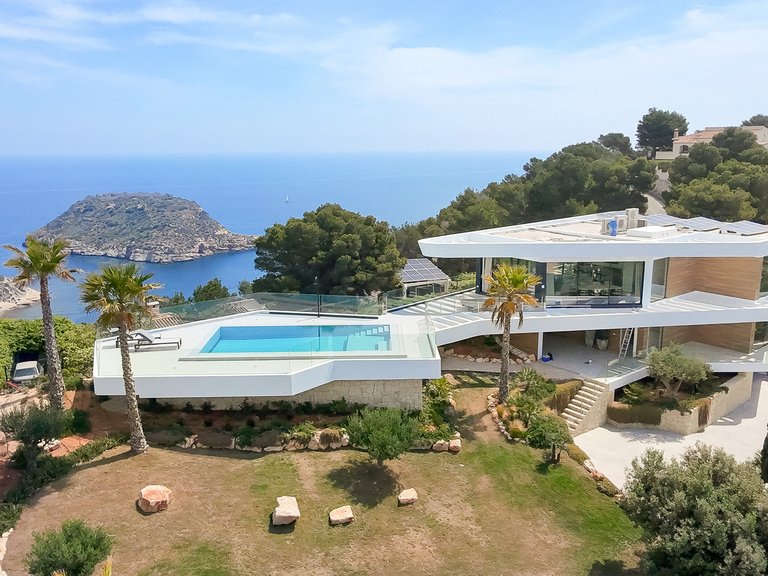 Villa for Sale  in Xàbia, Alicante 1
