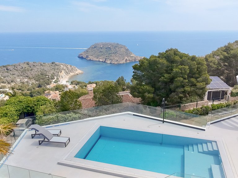 Villa for Sale  in Xàbia, Alicante 2