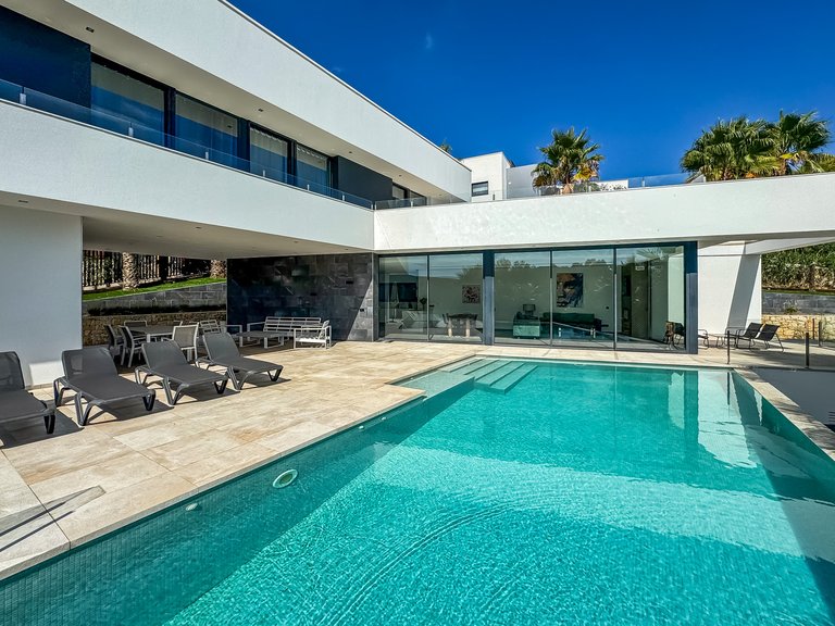 Villa for Sale  in Xàbia, Alicante 1