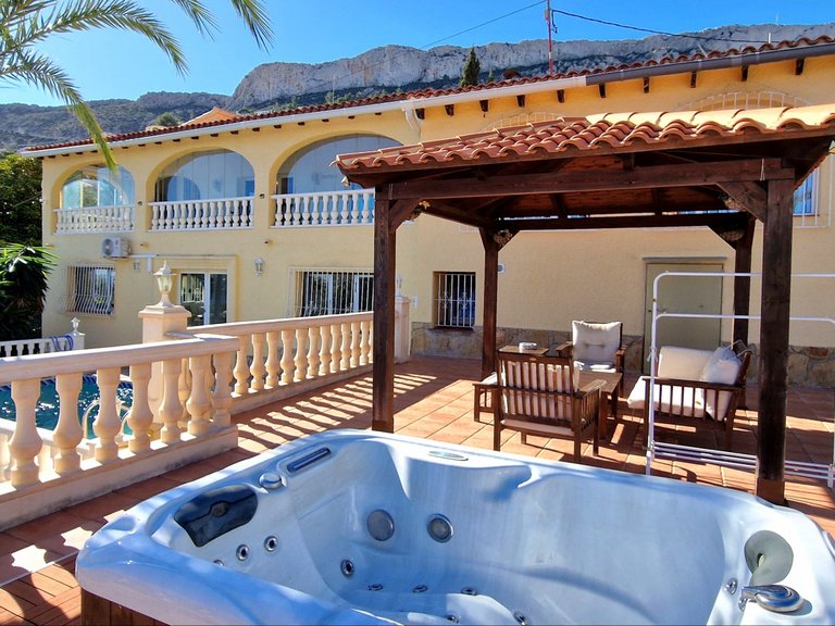 Villa for Sale  in Calp, Alicante 13