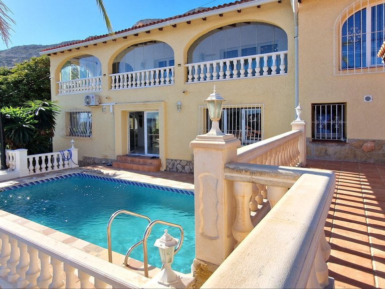 Villa for Sale  in Calp, Alicante 1