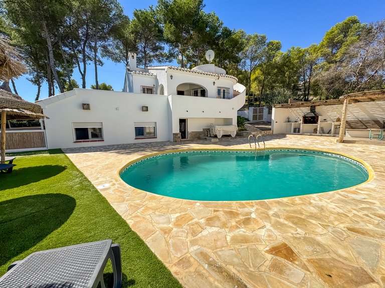 Villa for Sale  in Xàbia, Alicante 1