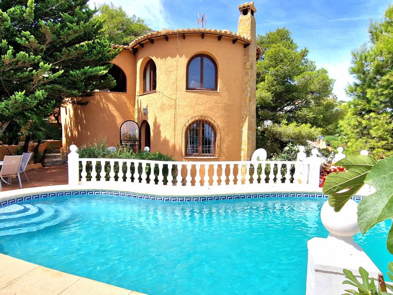 Villa for Sale  in Poble Nou de Benitatxell, Alicante 1