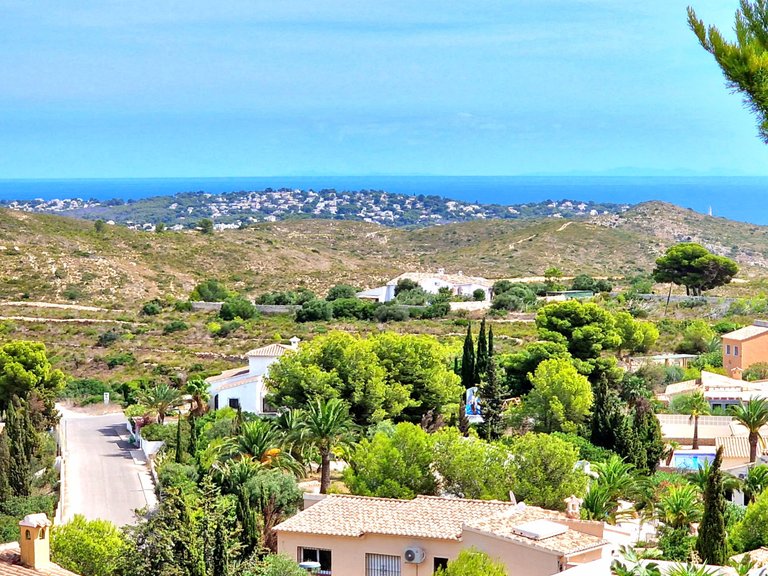 Villa for Sale  in Poble Nou de Benitatxell, Alicante 32