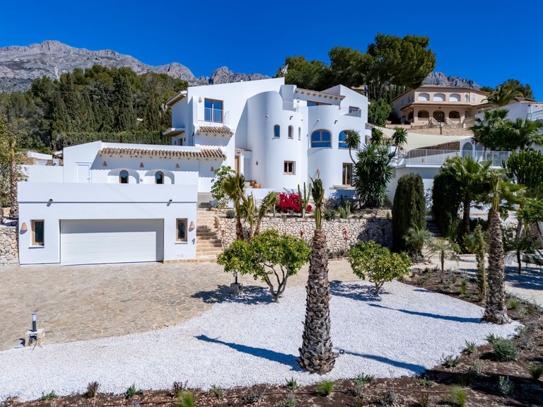 Villa for Sale  in Altea, Alicante 3