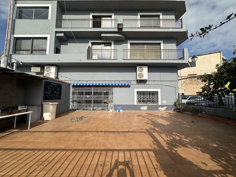 Commercial for Sale in  Alicante 10