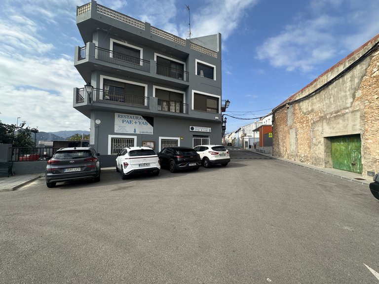 Commercial for Sale in  Alicante 4