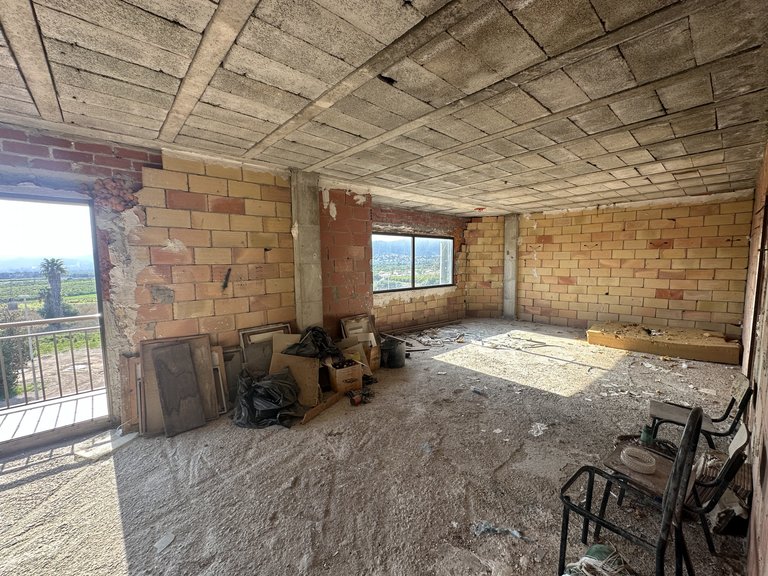 Commercial for Sale in  Alicante 39