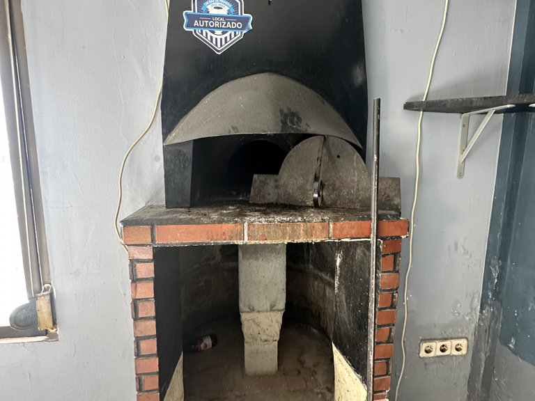 Commercial for Sale in  Alicante 25