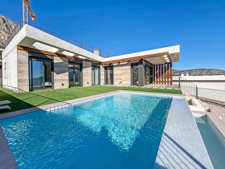 Villa for Sale  in Polop, Alicante 1