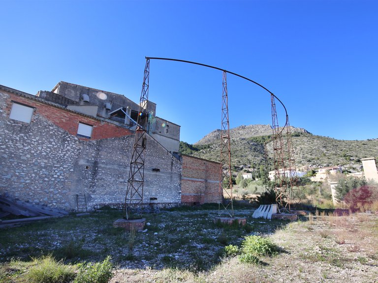 Commercial for Sale in  Alicante 3