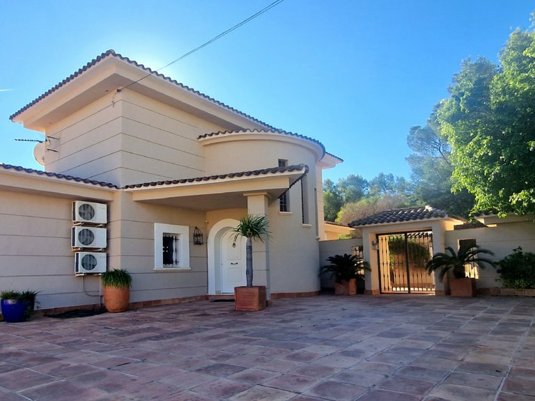 Villa for Sale  in Teulada, Alicante 45