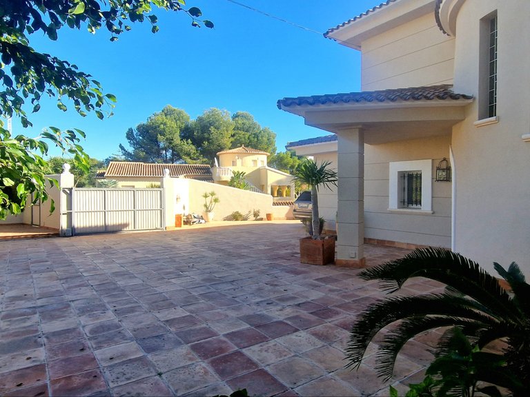 Villa for Sale  in Teulada, Alicante 46