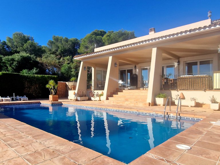 Villa for Sale  in Teulada, Alicante 1