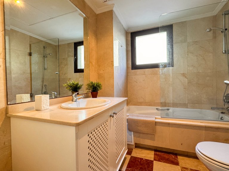 Apartment for Sale in Sotogrande Cadiz 21