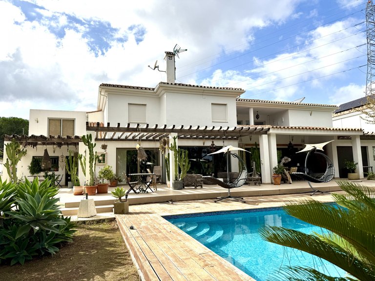 Villa for Sale in Alhaurin De La Torre Malaga 29