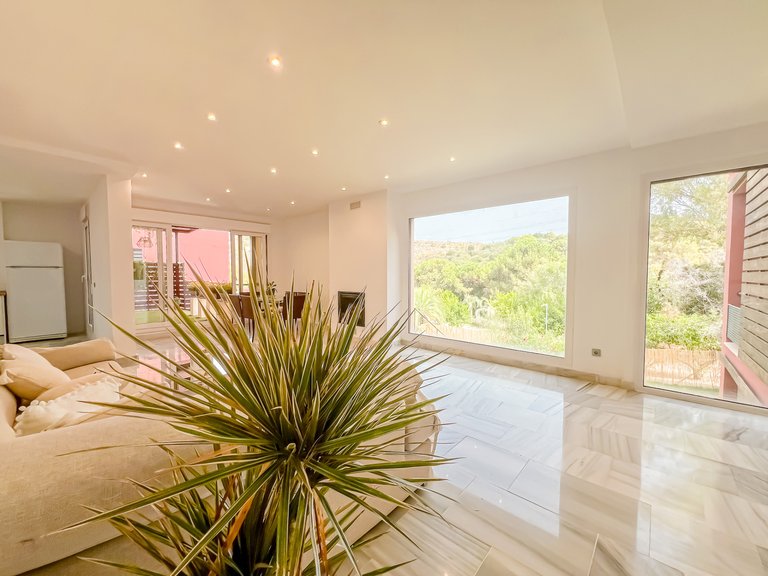 Villa for Sale in Benahavis Malaga 34