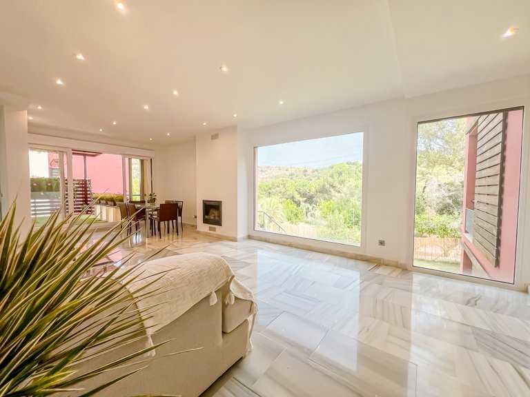 Villa for Sale in Benahavis Malaga 35