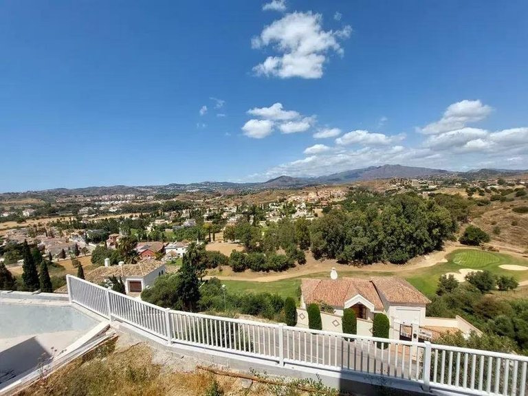 Villa for Sale in Mijas Costa Malaga 39