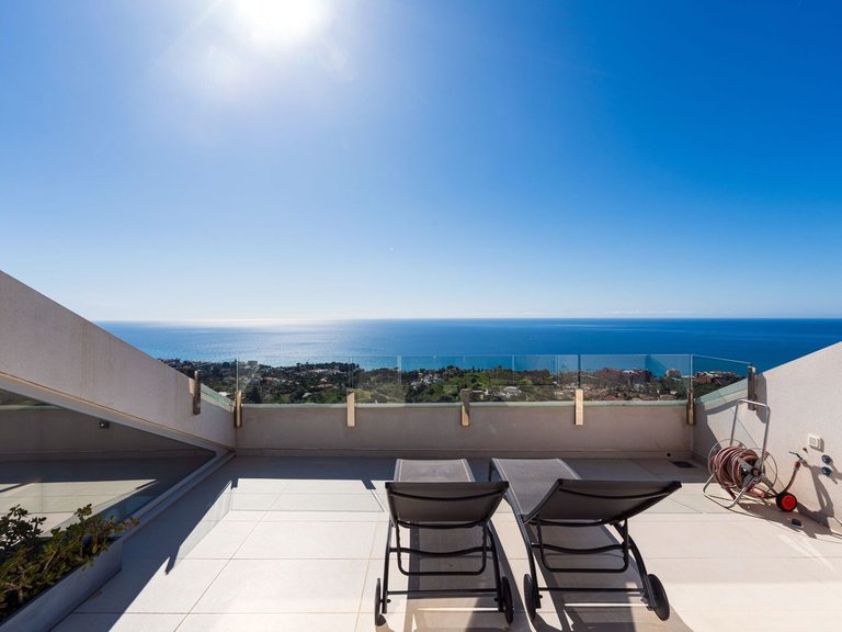 Town House for Sale in Benalmadena Malaga 1