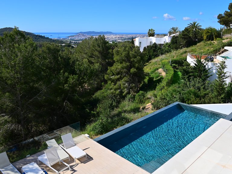 Villa for Sale in Santa Eulalia Del Río Balearic Islands 7