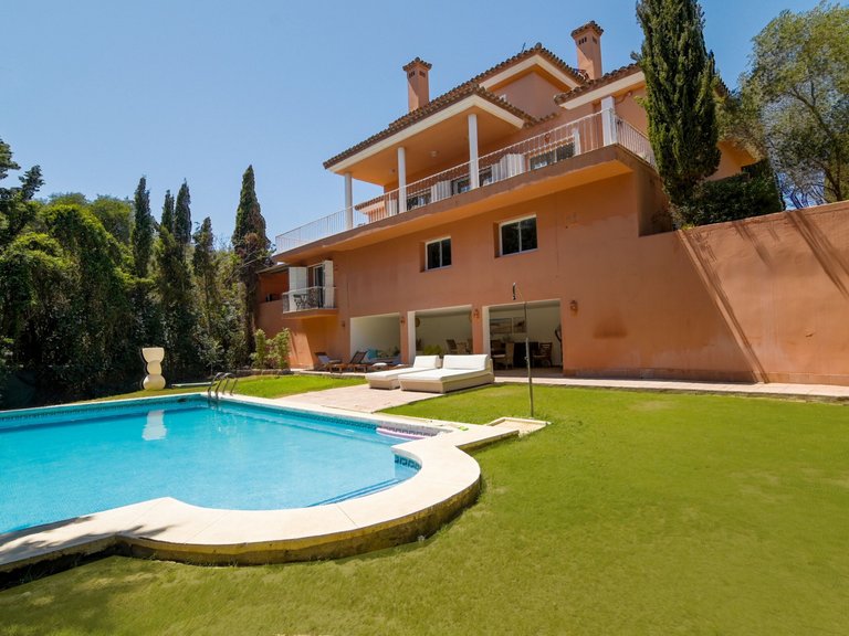Villa for Sale in Sotogrande Cadiz 1