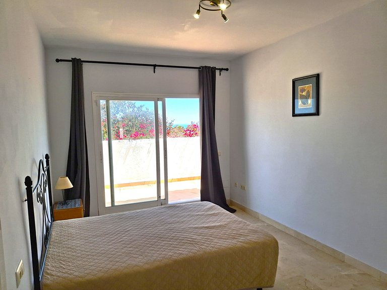 Villa for Sale in Alcaidesa Cadiz 15