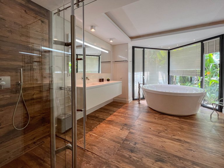Villa for Sale in Benahavis Malaga 38