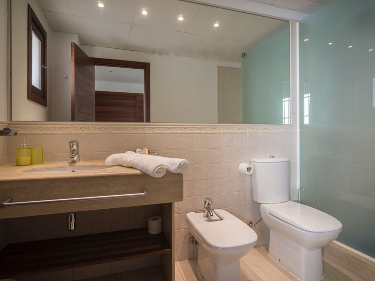 Villa for Sale in Santa Eulalia Del Río Balearic Islands 18