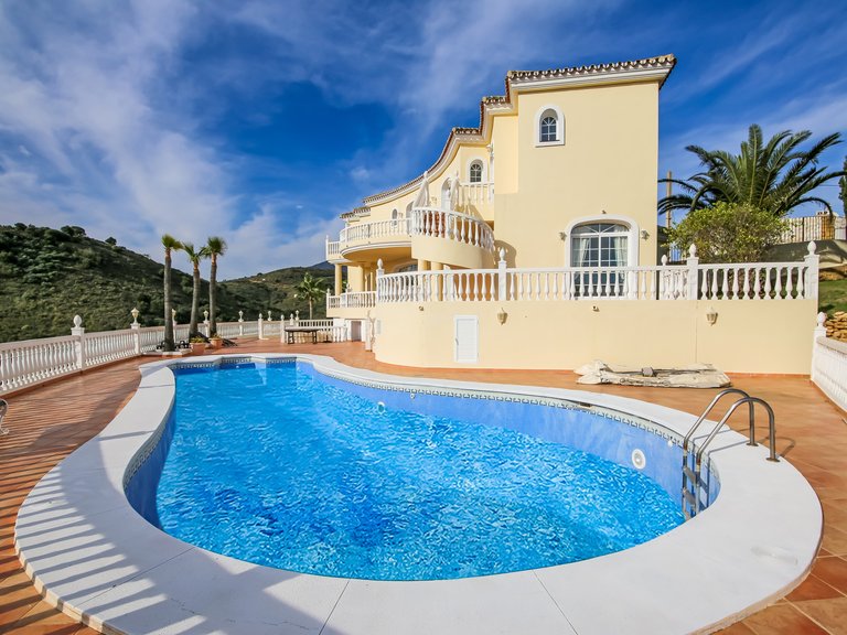Villa for Sale in Mijas Costa Malaga 24
