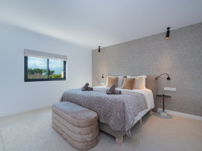 Villa for Sale in Santa Eulalia Del Río Balearic Islands 13