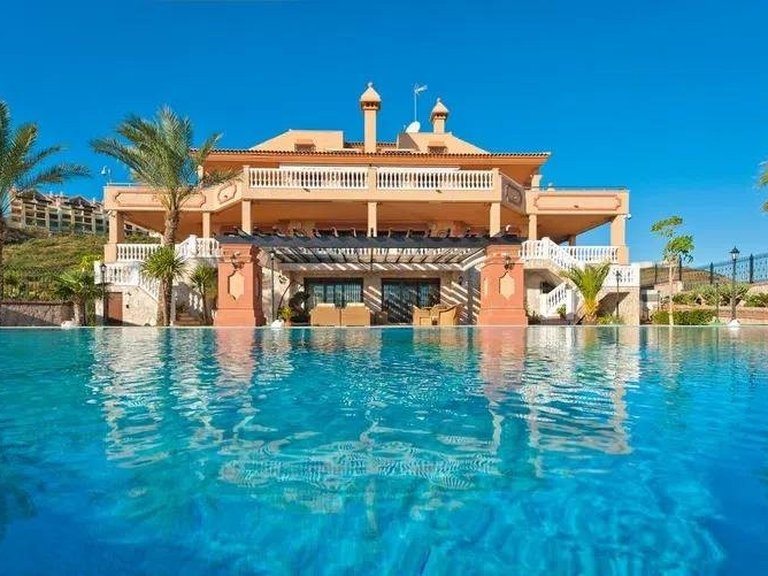Villa for Sale in Mijas Costa Malaga 1