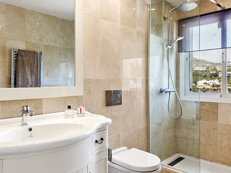 Villa for Sale in Benahavis Malaga 24